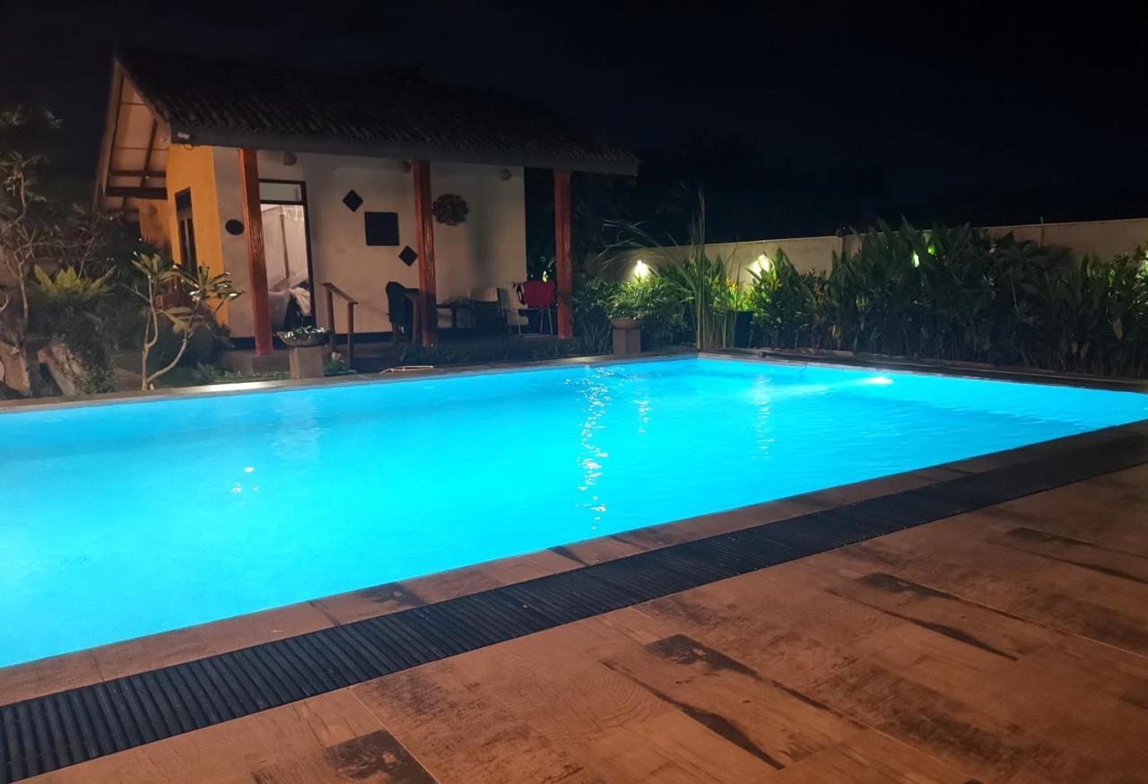 Nature Cabanas&Floating Restaurant Galle Exterior foto